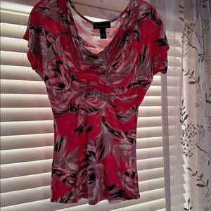 INC International Concepts Pink and Silver Abstract Top size XS Measurements P